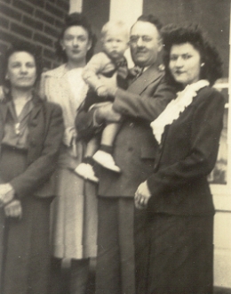 Greg with his Noland grandmother, mother, grandfather and aunt.